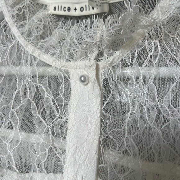 Lace blouse - Picture 4 of 5